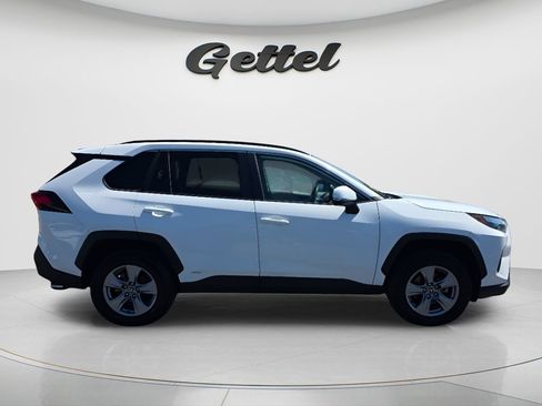 Used 2023 Toyota RAV4 XLE image 3