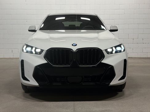 Used 2024 BMW X6 xDrive40i w/ Executive Package AWD/4WD image 9
