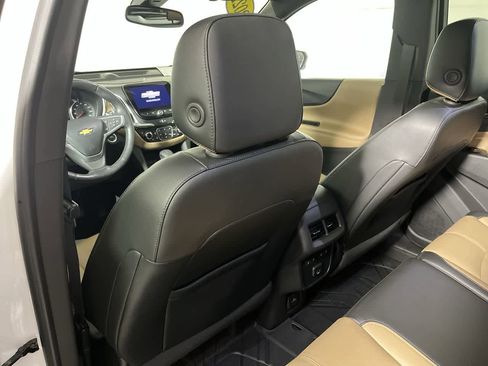 Used 2022 Chevrolet Equinox Premier image 25