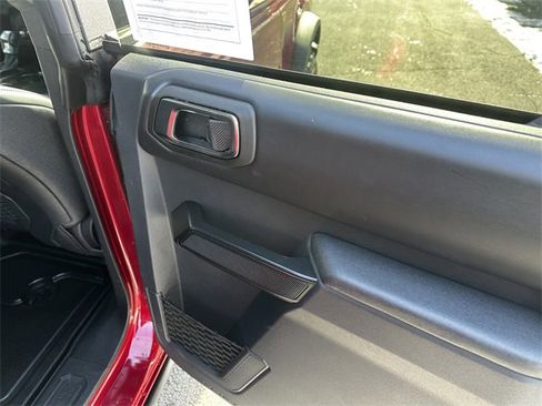 Certified 2025 Ford Bronco Badlands image 41