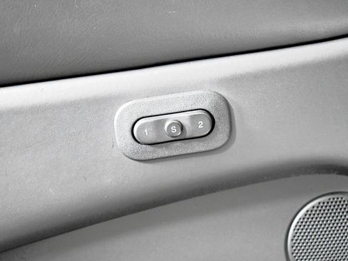 Used 2019 Jeep Grand Cherokee SRT image 31