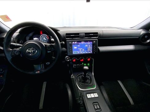 Used 2025 Toyota GR86 Premium RWD image 15