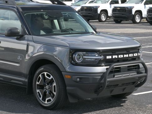 Used 2024 Ford Bronco Sport Outer Banks w/ Tech Package AWD/4WD image 32