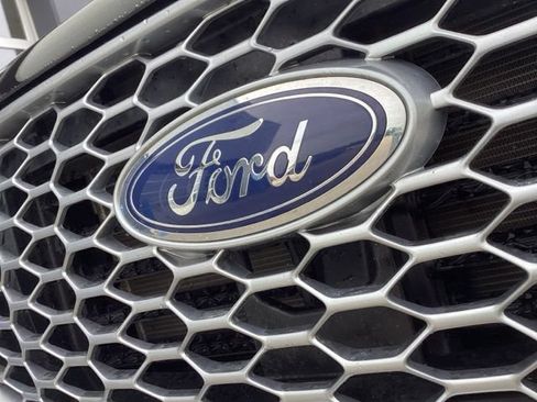 Used 2024 Ford Edge SEL w/ Convenience Package AWD/4WD image 4