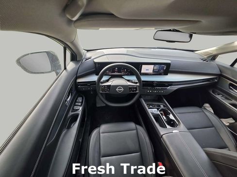 Used 2025 Nissan Murano SL AWD/4WD image 12