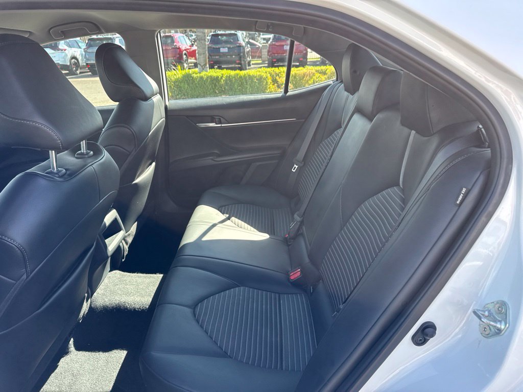 Used 2024 Toyota Camry SE w/ Cold Weather Package FWD image 11