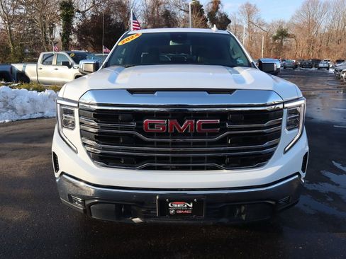 Certified 2024 GMC Sierra 1500 SLT image 3
