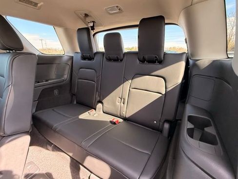 New 2026 Nissan Pathfinder SL image 15