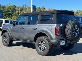 Used 2023 Ford Bronco Badlands video 3