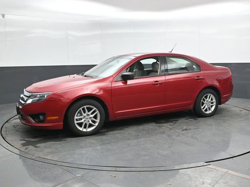 Used 2010 Ford Fusion S image 9