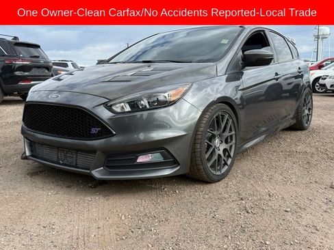 Used 2018 Ford Focus ST w/ Equipment Group 401A FWD image 1