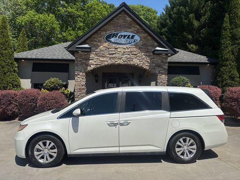 Used 2016 Honda Odyssey EX-L image 1