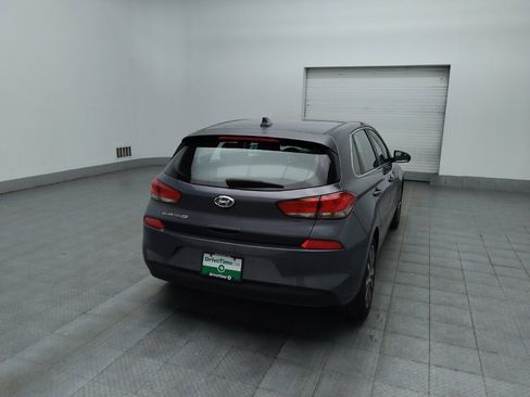 Used 2018 Hyundai Elantra GT FWD image 7