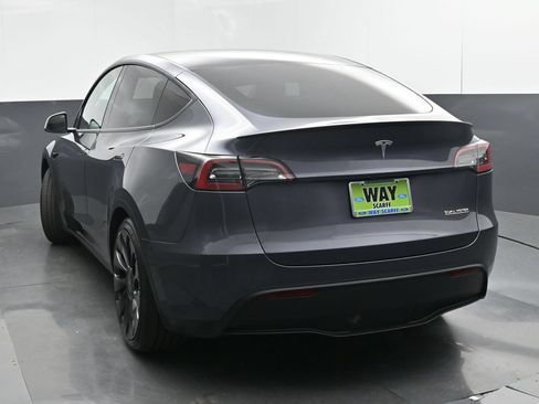 Used 2022 Tesla Model Y Performance AWD/4WD image 31