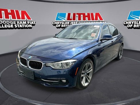 Used 2018 BMW 330i Sedan RWD image 1