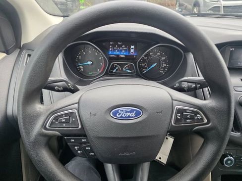 Used 2017 Ford Focus SE image 15