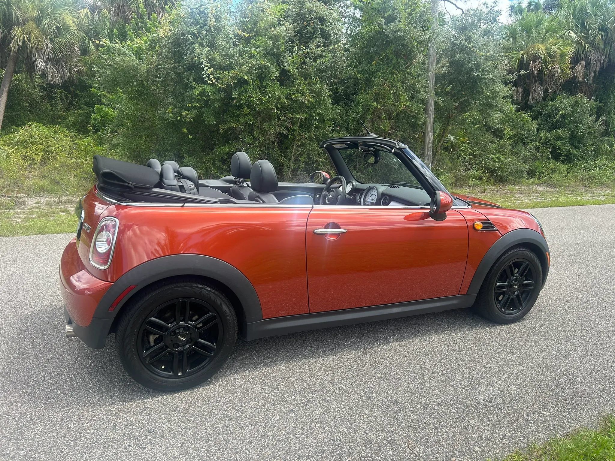 Used 2013 MINI Cooper Convertible FWD image 7