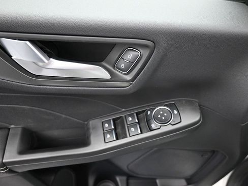 New 2025 Ford Escape SE image 16