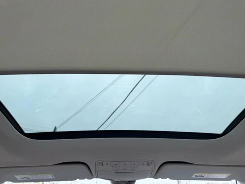 Used 2016 Mercedes-Benz C 300 4MATIC Sedan image 28