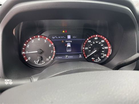 Used 2023 Nissan Titan PRO-4X w/ Pro-4x Convenience Package image 12