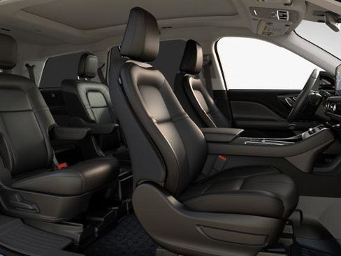 New 2026 Lincoln Aviator AWD image 27