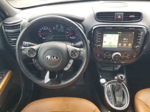 Used 2015 Kia Soul ! w/ Sun & Sound Package image 18