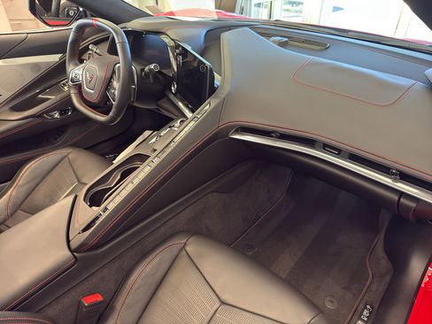 Used 2020 Chevrolet Corvette Stingray Premium Cpe w/ 3LT Preferred Equipment Group image 26