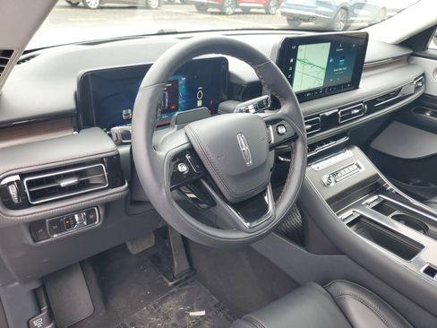 New 2026 Lincoln Aviator Reserve AWD/4WD image 12
