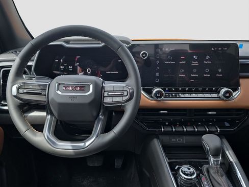 New 2026 GMC Canyon AT4 w/ Technology Plus Package AWD/4WD image 13