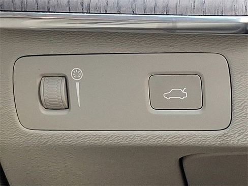 Used 2022 Volvo XC90 T6 Inscription w/ Advanced Package image 31