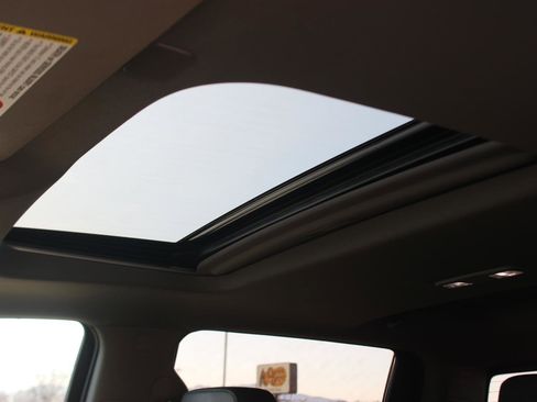 Used 2022 Chevrolet Silverado 2500 LTZ w/ Z71 Chrome Sport Edition image 38