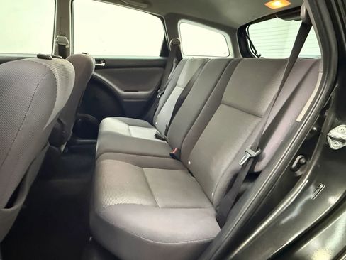 Used 2005 Toyota Matrix XR image 17