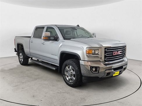 Used 2015 GMC Sierra 2500 SLT w/ Duramax Plus Package image 5