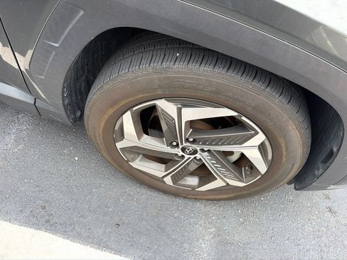 Used 2022 Hyundai Tucson Limited FWD image 5
