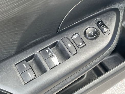 Used 2019 Honda Civic LX image 28