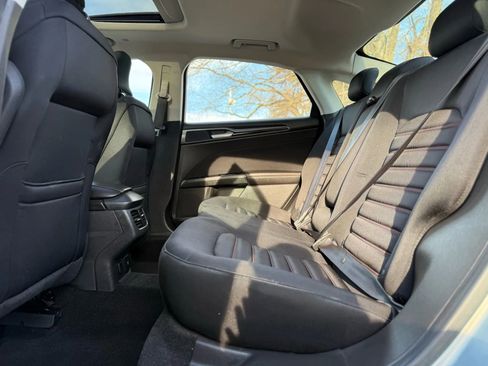 Used 2014 Ford Fusion SE image 35