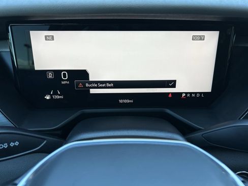 Used 2024 GMC Acadia Elevation FWD image 11