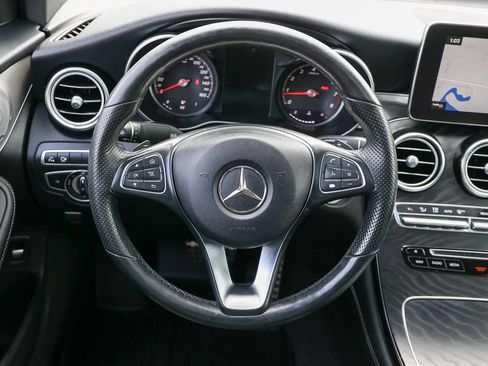 Used 2019 Mercedes-Benz GLC 300 4MATIC Coupe image 9