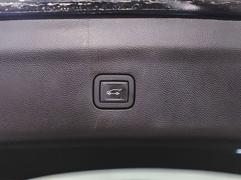 Used 2024 Buick Enclave Avenir image 43