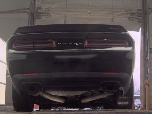 Used 2015 Dodge Challenger SRT Hellcat image 6