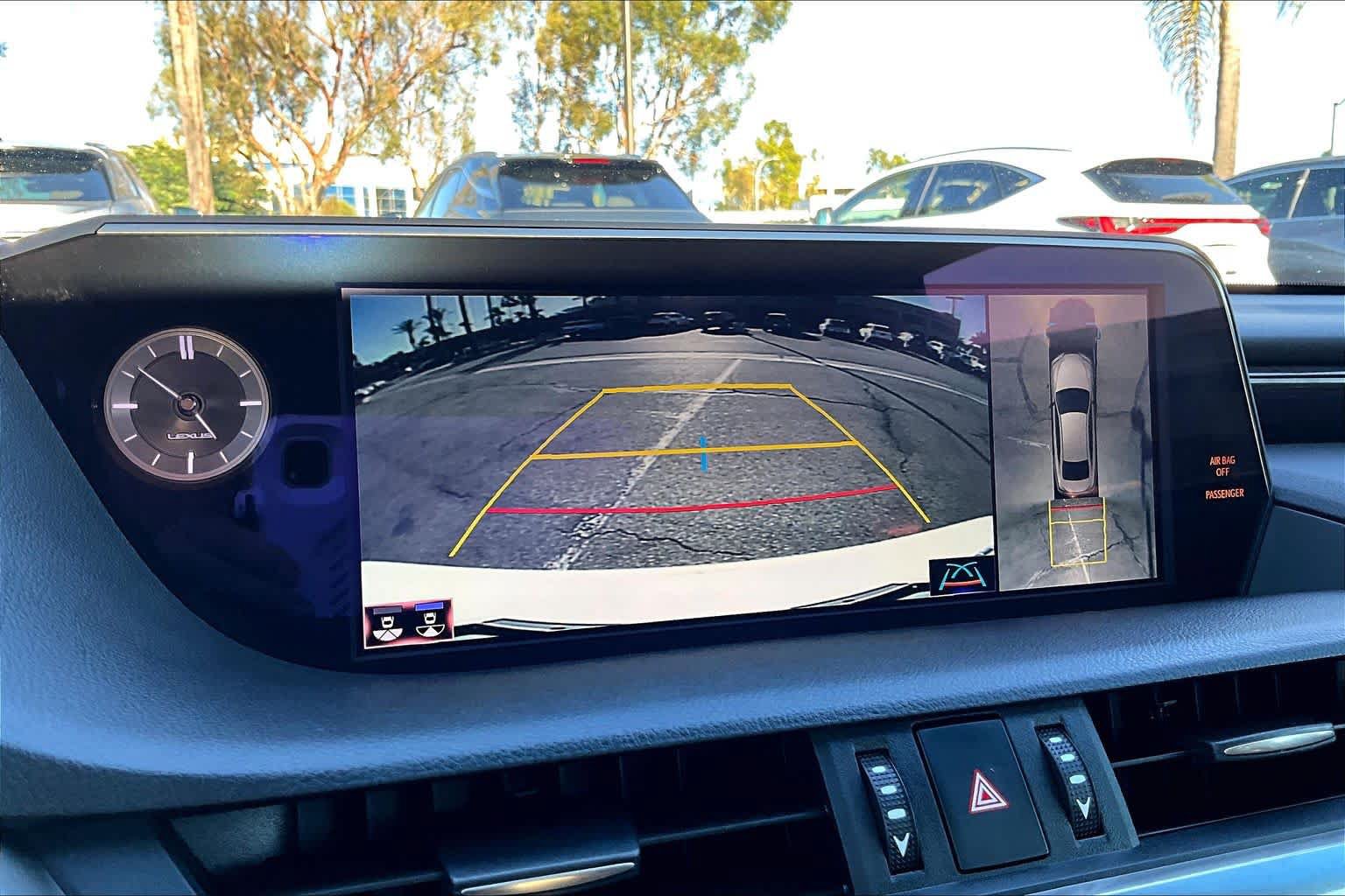 Used 2021 Lexus ES 300h w/ Accessory Package FWD image 25