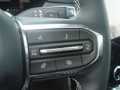 New 2026 GMC Acadia Denali w/ Super Cruise Package AWD/4WD image 14
