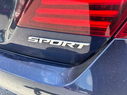 Used 2017 Honda Accord Sport image 6