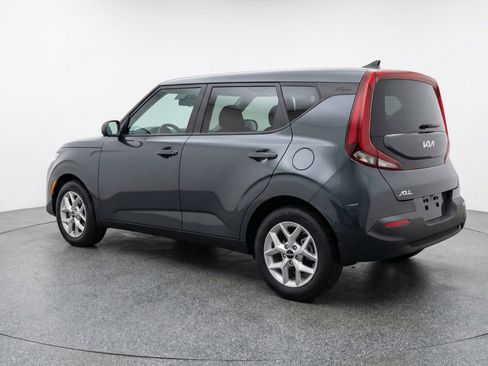 Used 2025 Kia Soul LX w/ LX Technology Package image 6