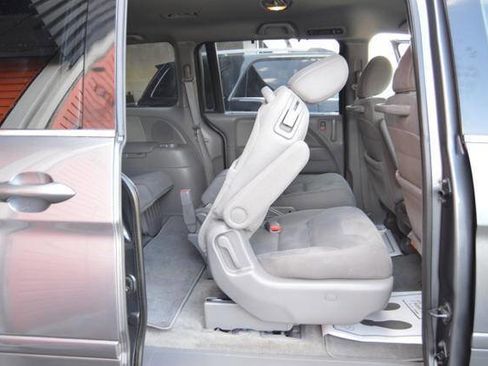 Used 2010 Honda Odyssey EX image 45