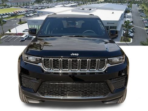 New 2026 Jeep Grand Cherokee Laredo RWD image 8