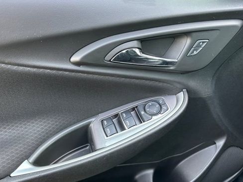 Used 2025 Chevrolet Malibu LT image 11