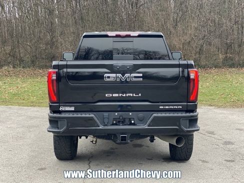 Used 2024 GMC Sierra 2500 Denali Ultimate w/ Max Trailering Package image 6