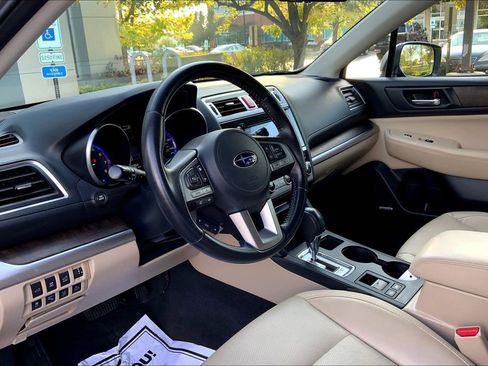 Used 2017 Subaru Outback 2.5i Limited image 15