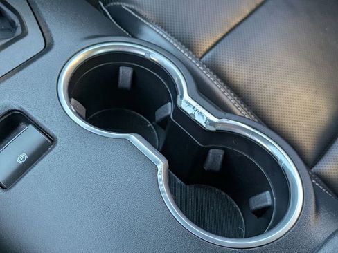 Used 2024 Ford Mustang Premium image 19